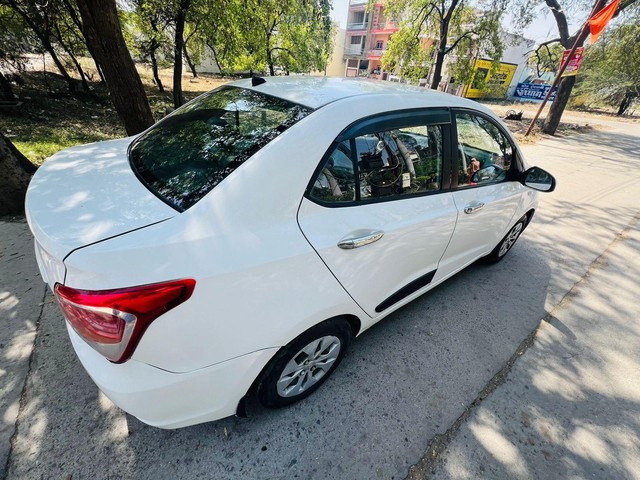 Second-hand 2016 Hyundai Xcent Facelift for sale in Dewas-5