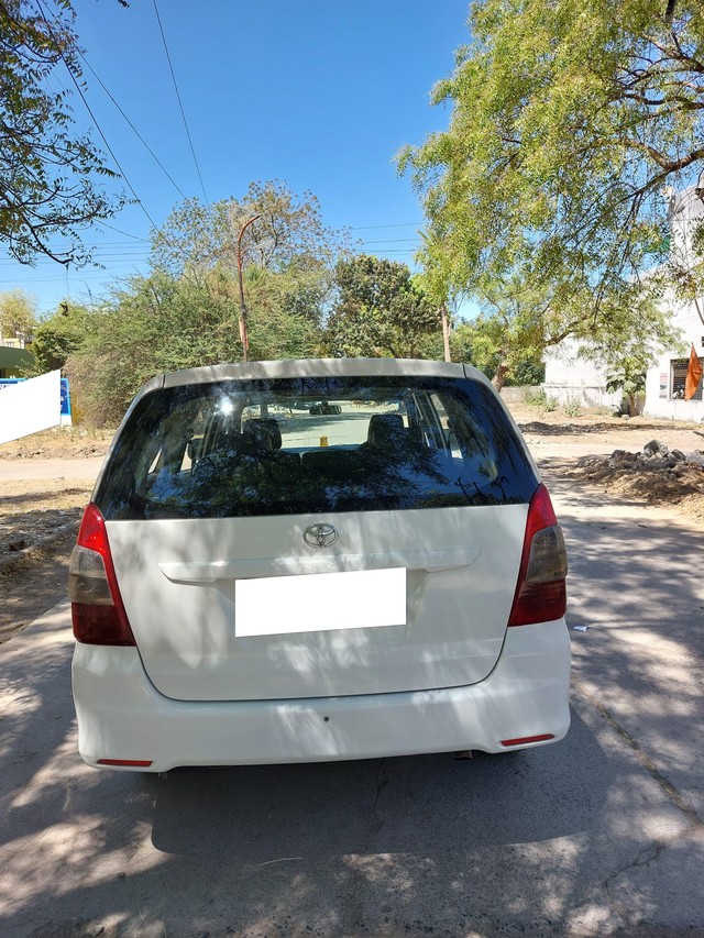 Toyota Innova 2.5 G (Diesel) 7 Seater BS IV Second-hand 2015 Toyota Innova 2.5 G (Diesel) 7 Seater BS IV for sale in Dewas-4