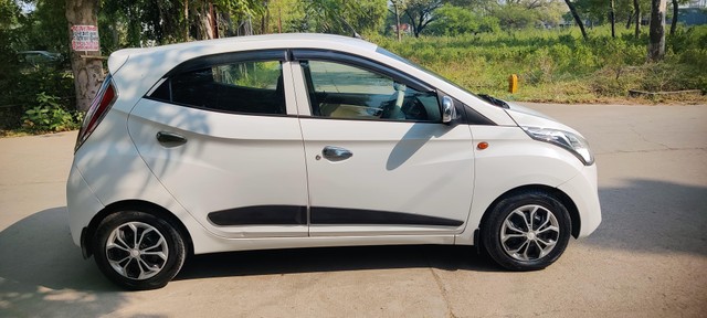 Second-hand 2017 Hyundai EON Era Plus for sale in Dewas-2