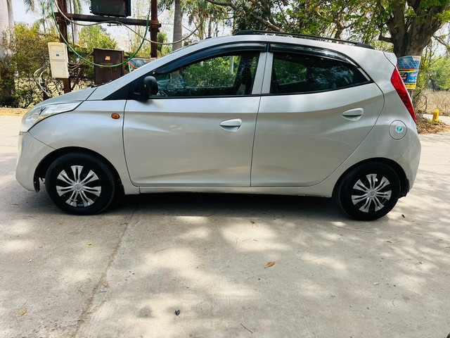 Second-hand 2016 Hyundai EON Era Plus for sale in Dewas-7