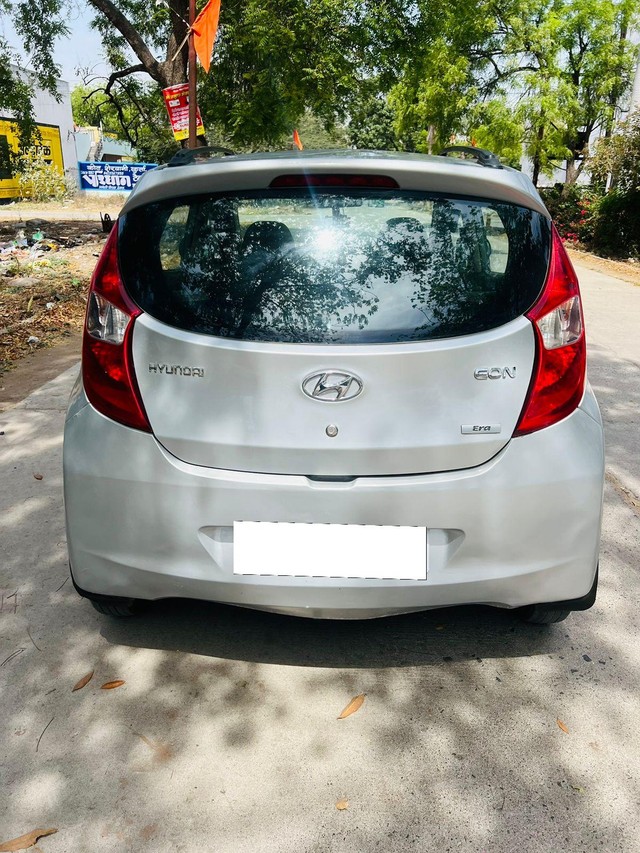Second-hand 2016 Hyundai EON Era Plus for sale in Dewas-3