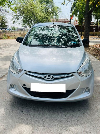Second-hand 2016 Hyundai EON Era Plus for sale in Dewas