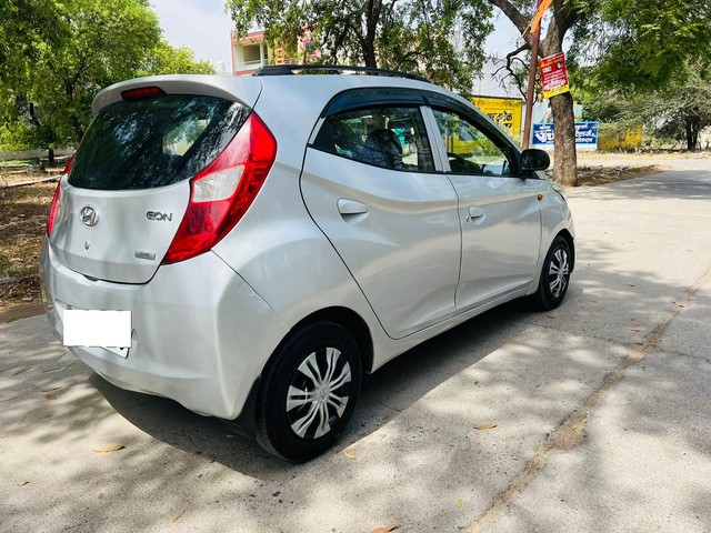 Second-hand 2016 Hyundai EON Era Plus for sale in Dewas-2