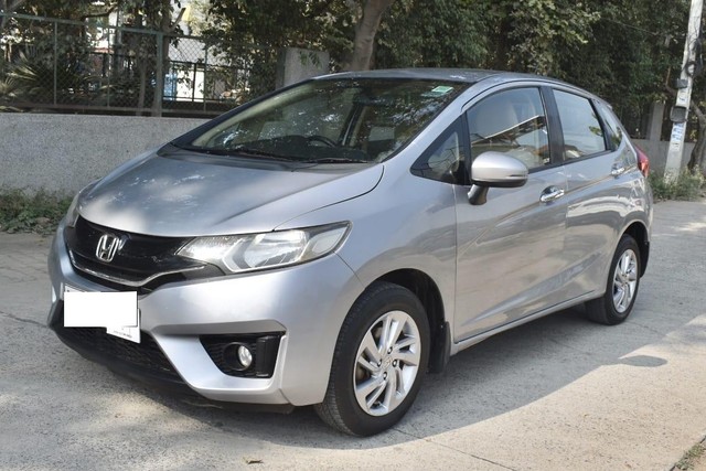 Second-hand 2018 Honda Jazz VX CVT for sale in Gurgaon-2