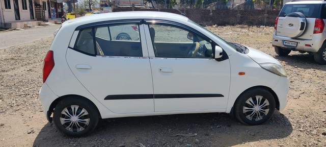 Second-hand 2011 Hyundai i10 Magna for sale in Dewas-3