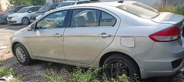 Second-hand 2015 Maruti Ciaz VDi for sale in Dahod-4