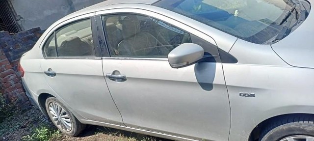 Second-hand 2015 Maruti Ciaz VDi for sale in Dahod-3