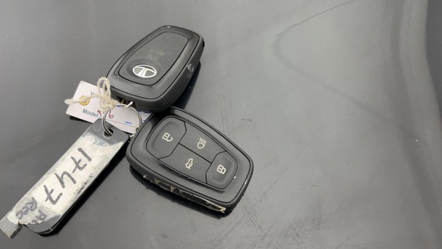 Second-hand 2024 Tata Altroz Racer R3 for sale in Noida-21