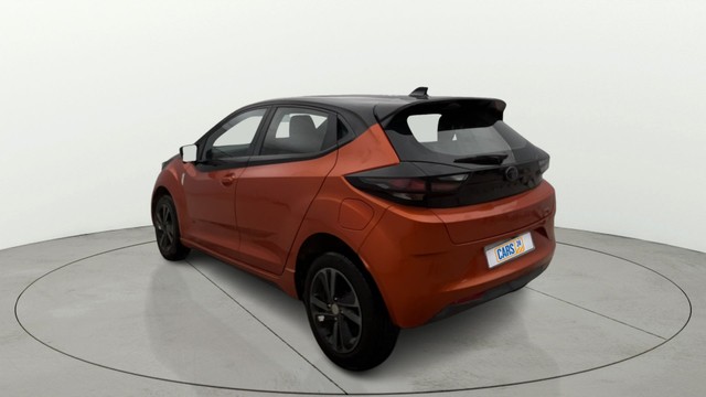 Second-hand 2024 Tata Altroz Racer R3 for sale in Noida-4