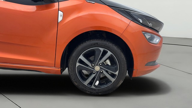 Second-hand 2024 Tata Altroz Racer R3 for sale in Noida-24