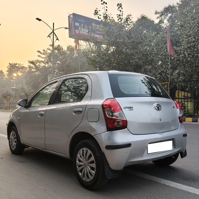 Second-hand 2013 Toyota Etios Liva G for sale in Gurgaon-3