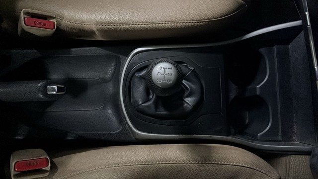 Second-hand 2016 Honda City i VTEC V for sale in Noida-22