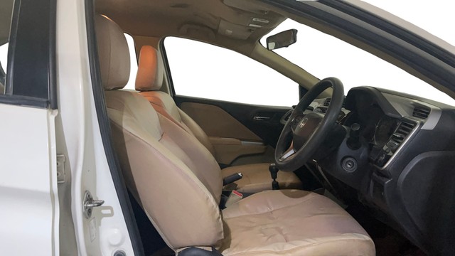 Second-hand 2016 Honda City i VTEC V for sale in Noida-25