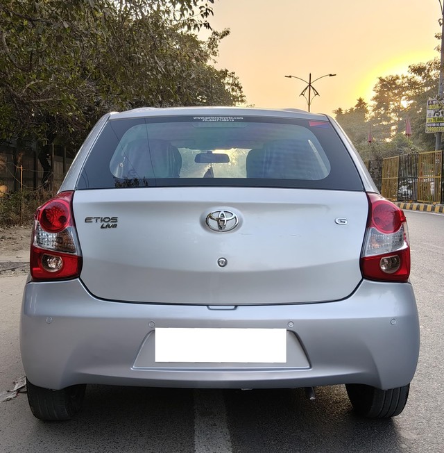 Second-hand 2014 Toyota Etios Liva G for sale in Gurgaon-2