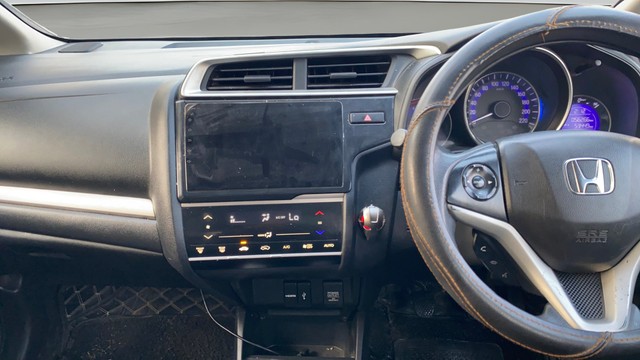 Second-hand 2017 Honda WR-V i-DTEC VX for sale in Patna-22