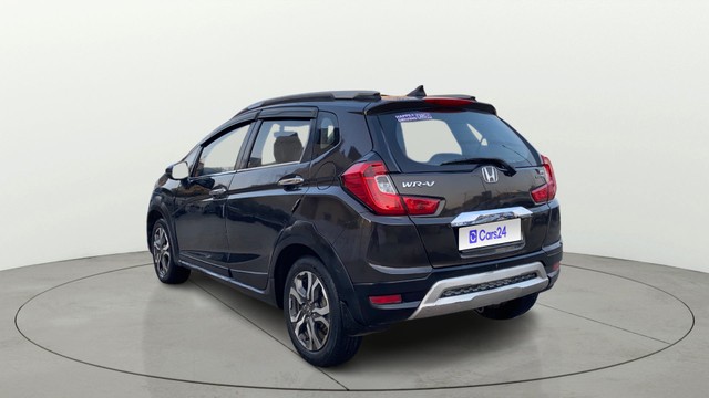 Second-hand 2017 Honda WR-V i-DTEC VX for sale in Patna-4