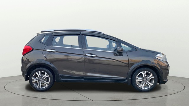 Second-hand 2017 Honda WR-V i-DTEC VX for sale in Patna-1