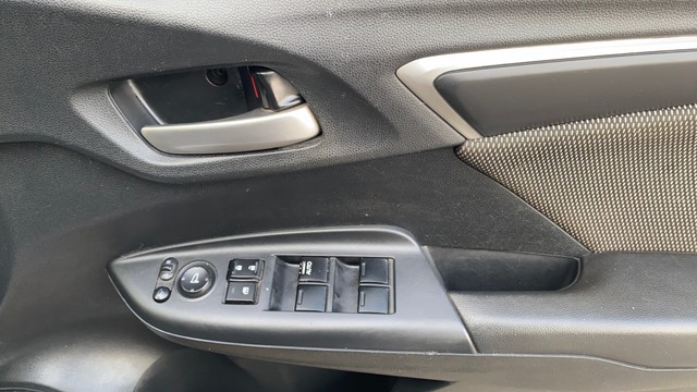 Second-hand 2017 Honda WR-V i-DTEC VX for sale in Patna-17