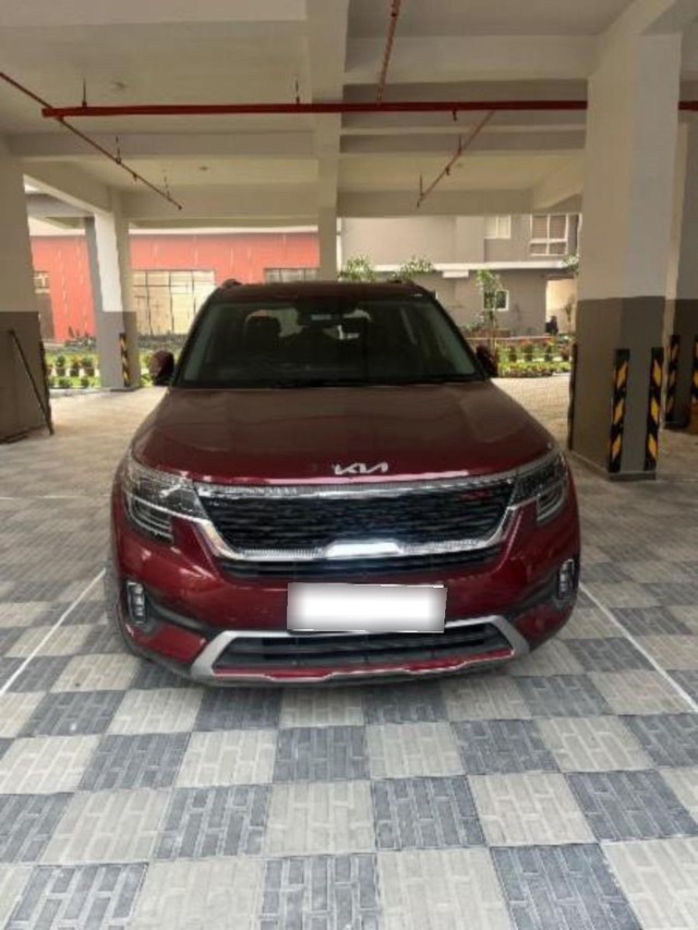 Second-hand 2022 Kia Seltos GTX Plus Diesel AT for sale in Siliguri-3