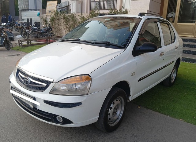 Second-hand 2018 Tata Indigo eGLS BS IV for sale in New Delhi-5