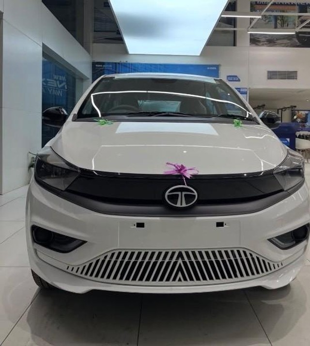 Tata Tiago EV XT LR Second-hand 2025 Tata Tiago EV XT LR for sale in Mandi Gobindgarh-3