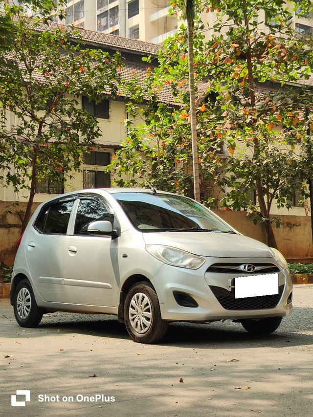 Second-hand 2013 Hyundai i10 Sportz AT for sale in Mumbai-6