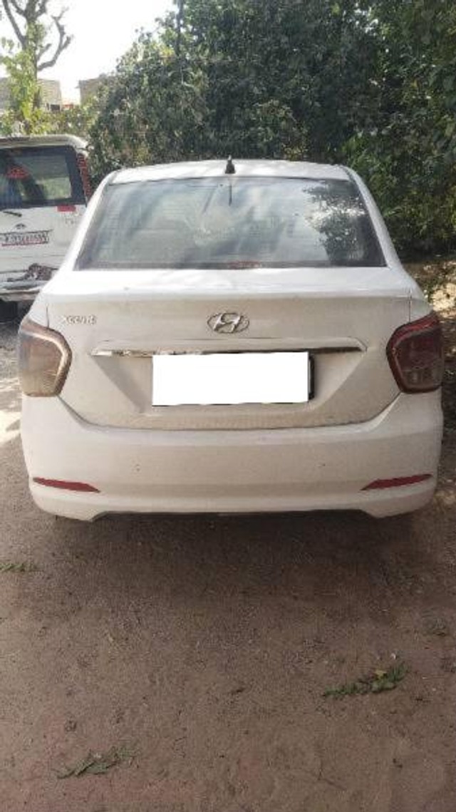 Second-hand 2017 Hyundai Xcent 1.2 CRDi S for sale in Churu-1