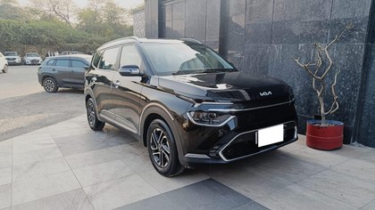 Second-hand 2022 Kia Carens Luxury Plus Diesel AT 6 STR BSVI for sale in New Delhi