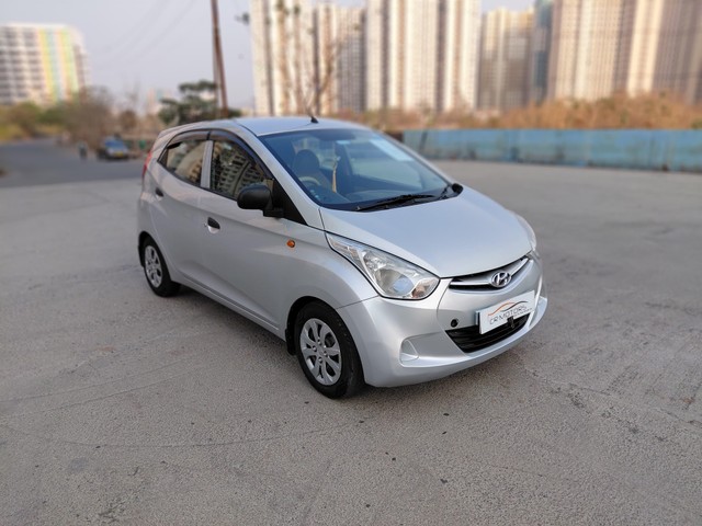 Second-hand 2017 Hyundai EON Magna Plus for sale in Mumbai-9
