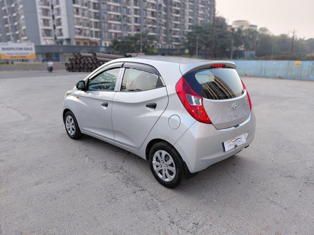 Second-hand 2017 Hyundai EON Magna Plus for sale in Mumbai-3