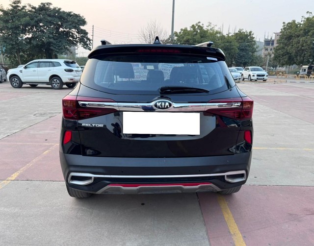 Second-hand 2020 Kia Seltos GTX Plus DCT for sale in New Delhi-2