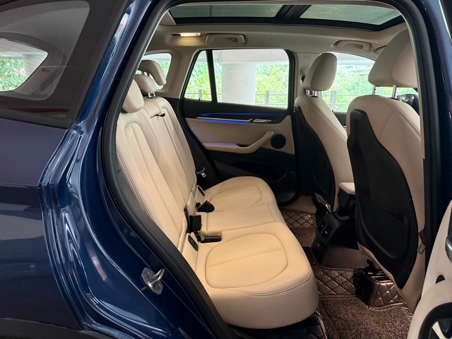 Second-hand 2022 BMW X1 sDrive20d xLine for sale in Mumbai-6