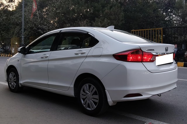 Second-hand 2016 Honda City i VTEC CVT SV for sale in Gurgaon-3