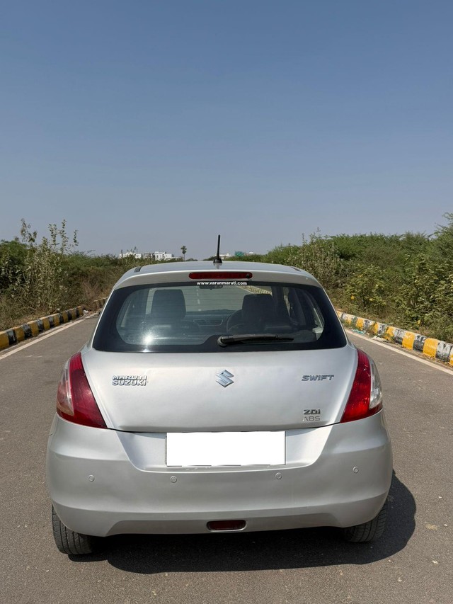 Second-hand 2015 Maruti Swift ZDI BSIV for sale in Hyderabad-2
