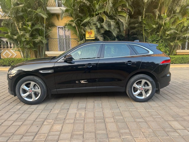 Second-hand 2018 Jaguar F-Pace Prestige 2.0 AWD for sale in Bangalore-3