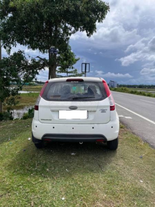 Second-hand 2014 Ford Figo Diesel Titanium for sale in Jorhat-2