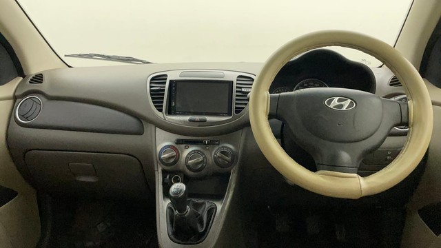 Second-hand 2013 Hyundai i10 Magna 1.2 for sale in Mysore-11