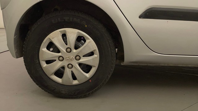 Second-hand 2013 Hyundai i10 Magna 1.2 for sale in Mysore-18