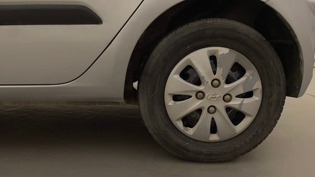 Second-hand 2013 Hyundai i10 Magna 1.2 for sale in Mysore-19