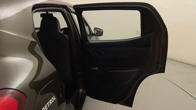 Second-hand 2017 Renault KWID 1.0 RXT AMT for sale in Bangalore-36