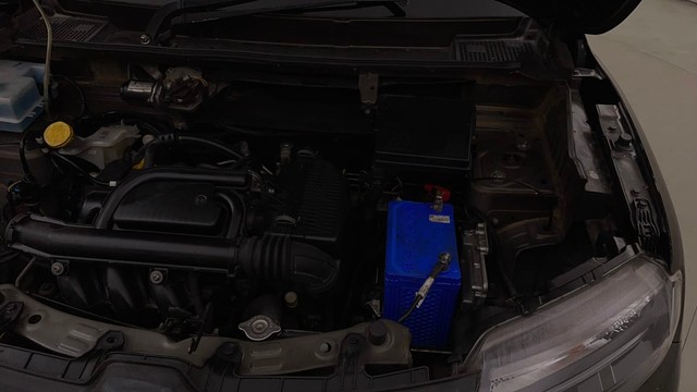 Second-hand 2020 Renault KWID 1.0 RXT AMT Opt for sale in Bangalore-35