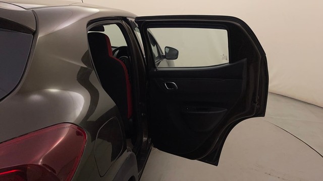 Second-hand 2020 Renault KWID 1.0 RXT AMT Opt for sale in Bangalore-31