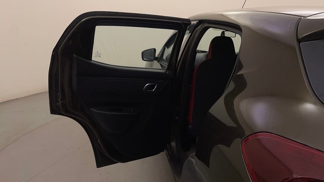 Second-hand 2020 Renault KWID 1.0 RXT AMT Opt for sale in Bangalore-33