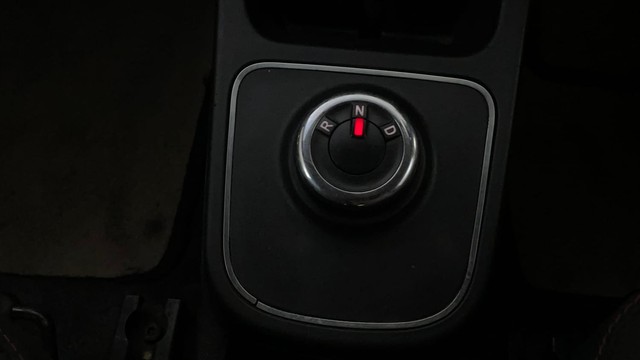 Second-hand 2020 Renault KWID 1.0 RXT AMT Opt for sale in Bangalore-12