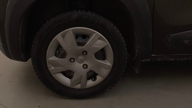 Second-hand 2020 Renault KWID 1.0 RXT AMT Opt for sale in Bangalore-20