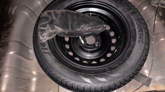 Second-hand 2020 Renault KWID 1.0 RXT AMT Opt for sale in Bangalore-21