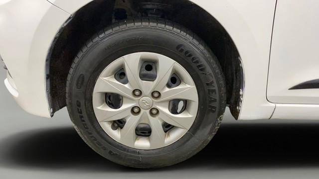 Second-hand 2018 Hyundai i20 Petrol CVT Magna Executive for sale in New Delhi-25