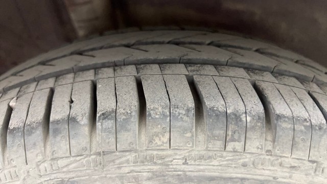 Second-hand 2012 Nissan Sunny XV for sale in Pune-24