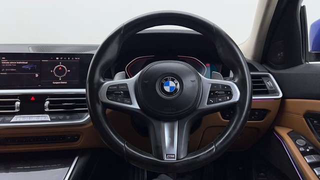 Second-hand 2021 BMW 3 Series Long Wheelbase 330Li M Sport First Edition for sale in Gurgaon-27