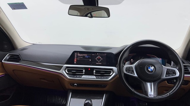 Second-hand 2021 BMW 3 Series Long Wheelbase 330Li M Sport First Edition for sale in Gurgaon-11